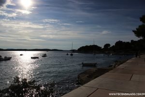 praias em hvar